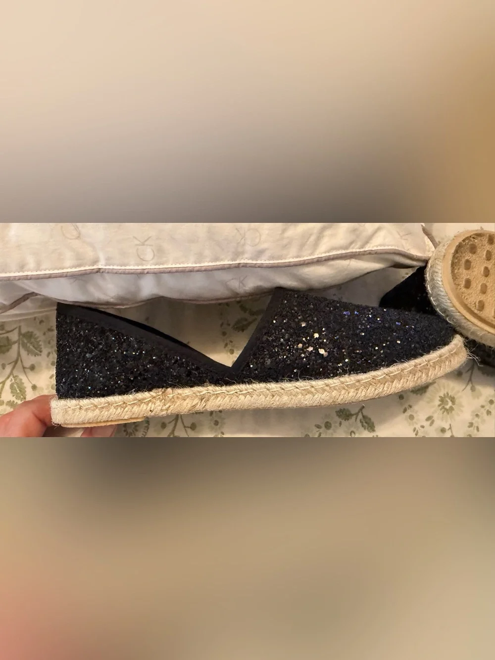 Sz 38 (7.5) Verbena black sparkle espadrilles, excellent condition, flats, shoes